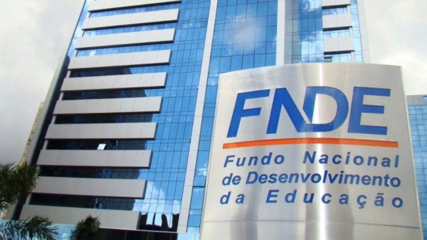 FNDE abre novo edital com 140 vagas temporárias